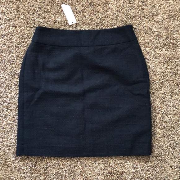 Banana Republic Tweed Skirts 2 NWT navy and cream - Picture 3 of 4